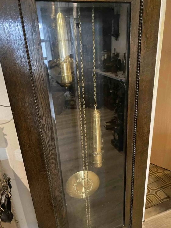 Starožitné stojící hodiny-mechanické bicí